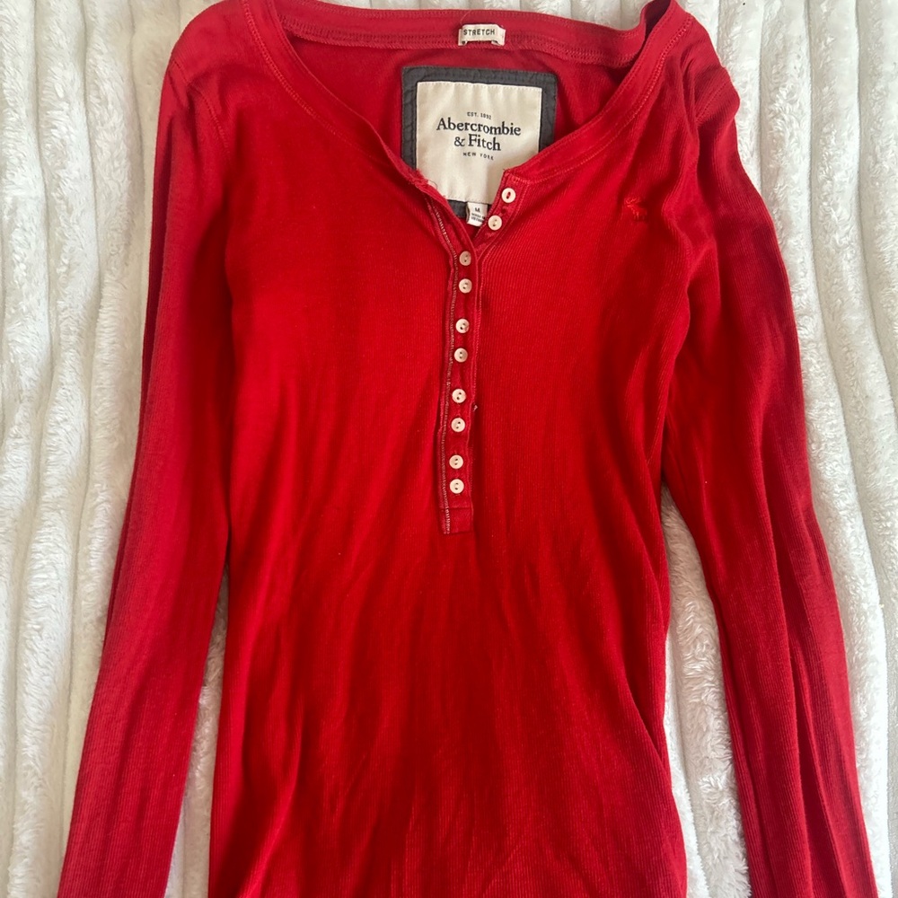 Abercrombie & Fitch Red Long-Sleeve Henley Top